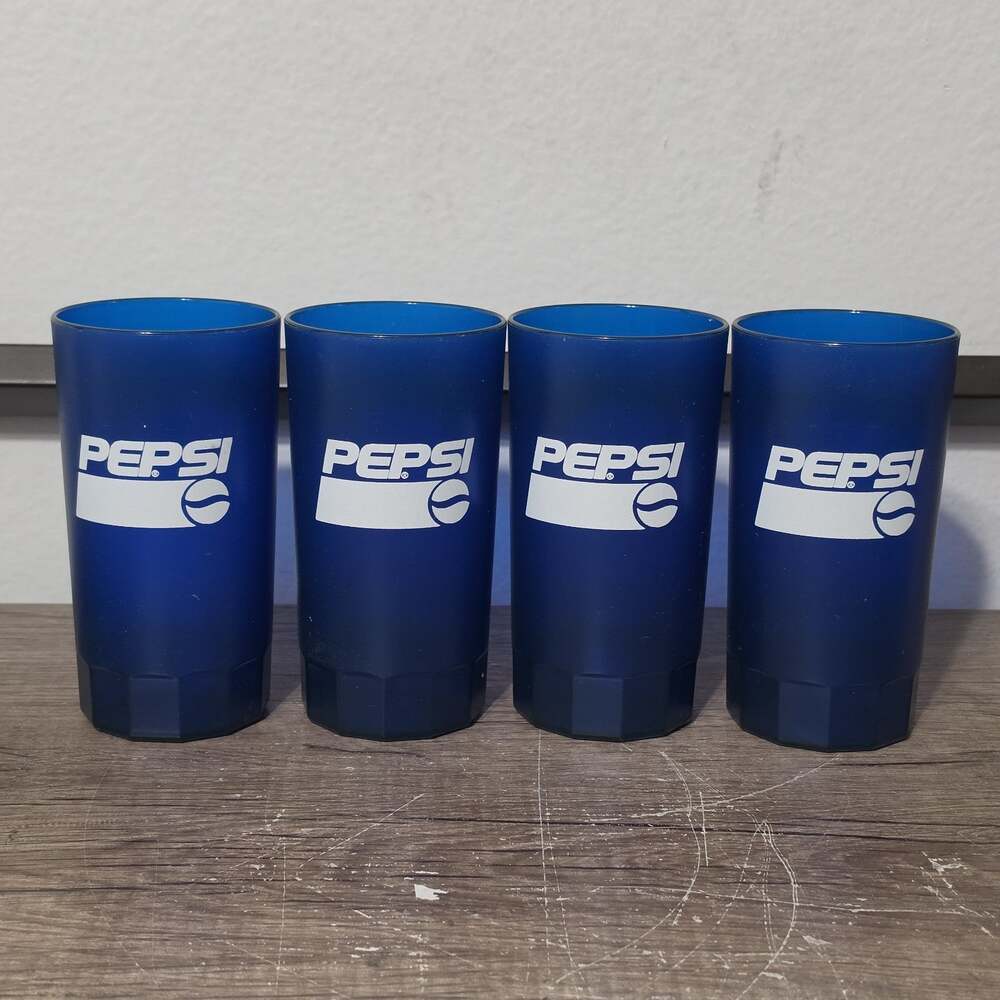4 Vintage Retro 20oz Plastic Pepsi Cups Tumblers Restaurant Dark Blue